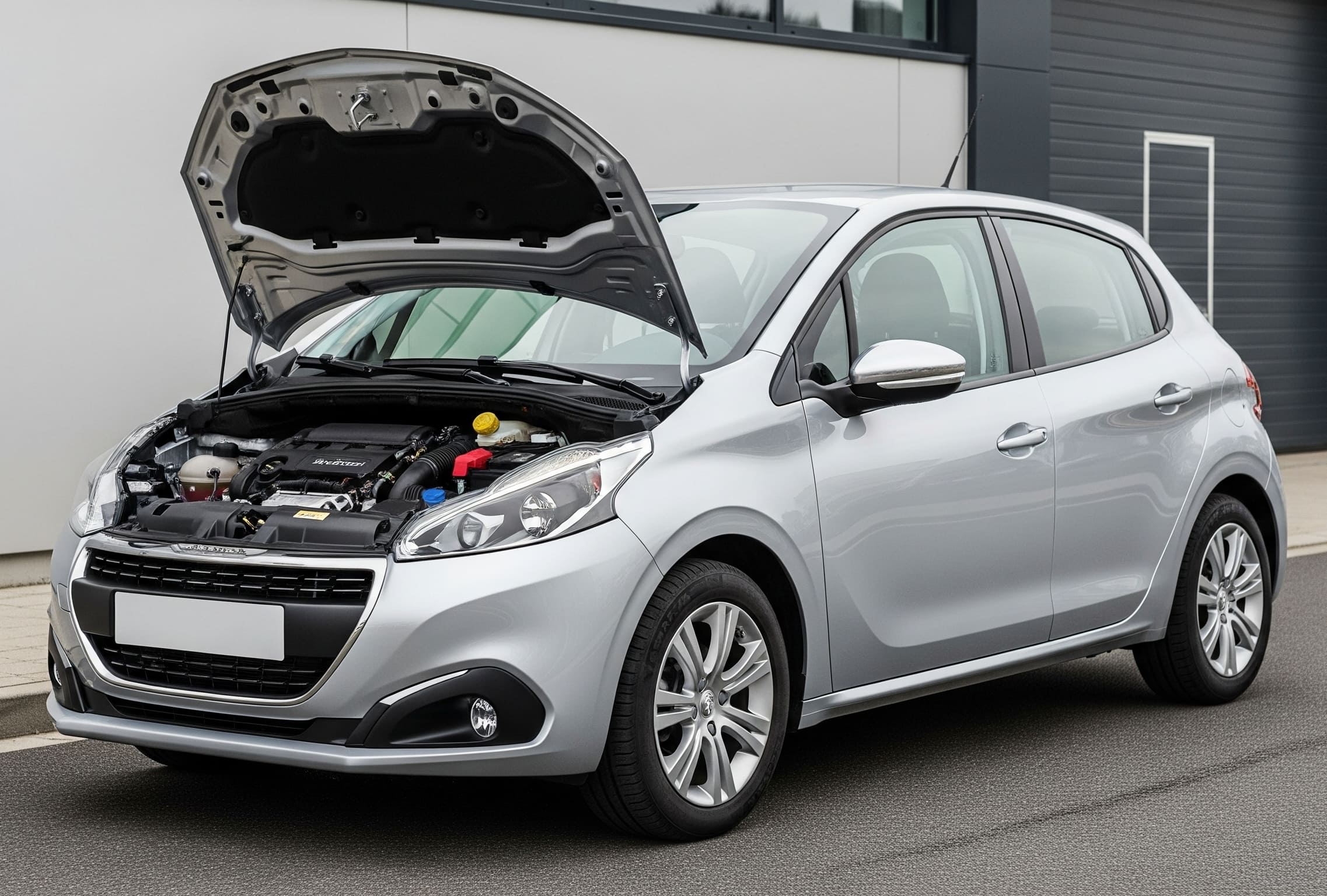 PEUGEOT 208 PureTech 1.2L
