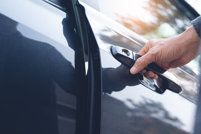 VW Golf 4: Problémák a központi zárrendszerrel és az ajtószerkezettel kapcsolatban