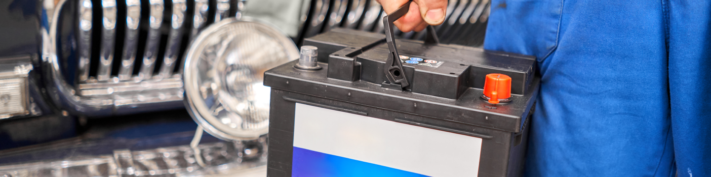 Qui reprend les batteries de voiture usagées : Guide complet pour les automobilistes français