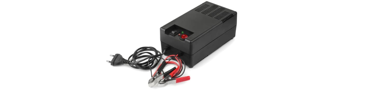Wie lädt man eine Säurebatterie?