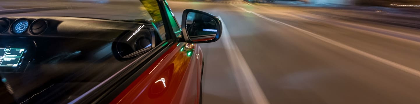 Warum stottert mein Auto beim Gasgeben?