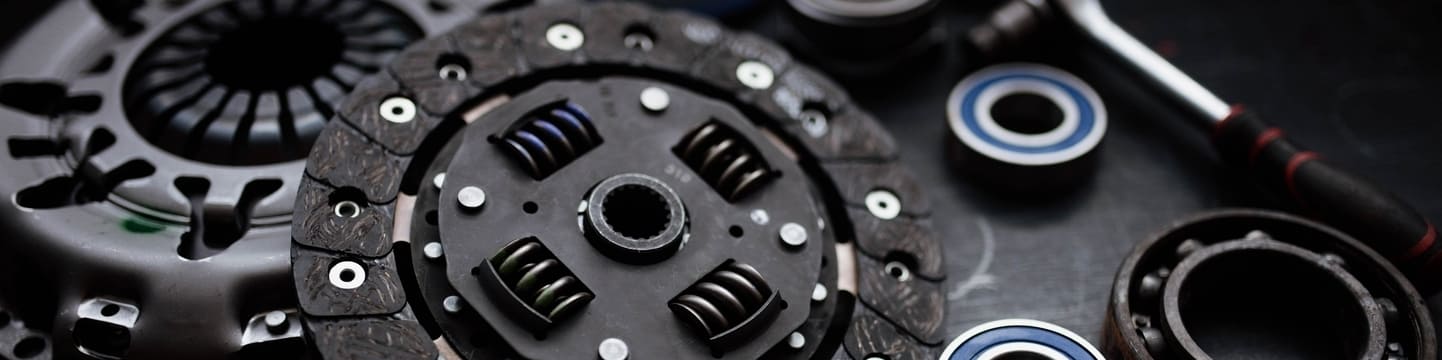 Welche Aufgabe haben Kupplungsbeläge?