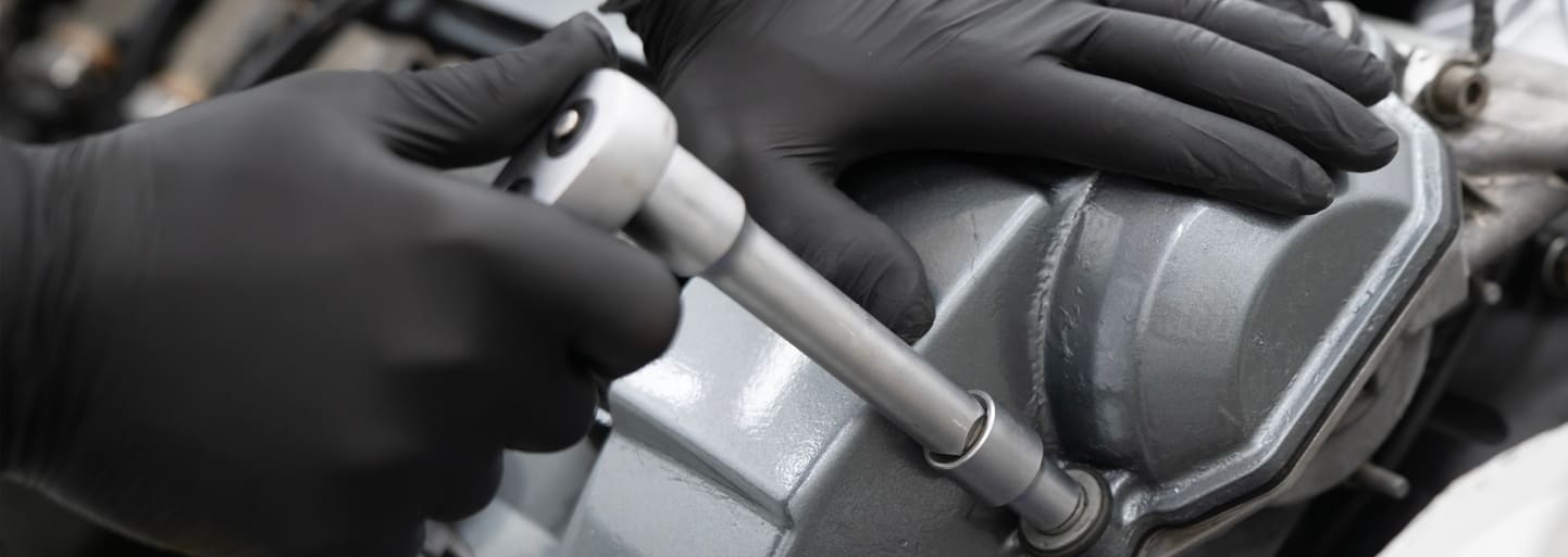 Wann sollte man den Ventildeckel wechseln?