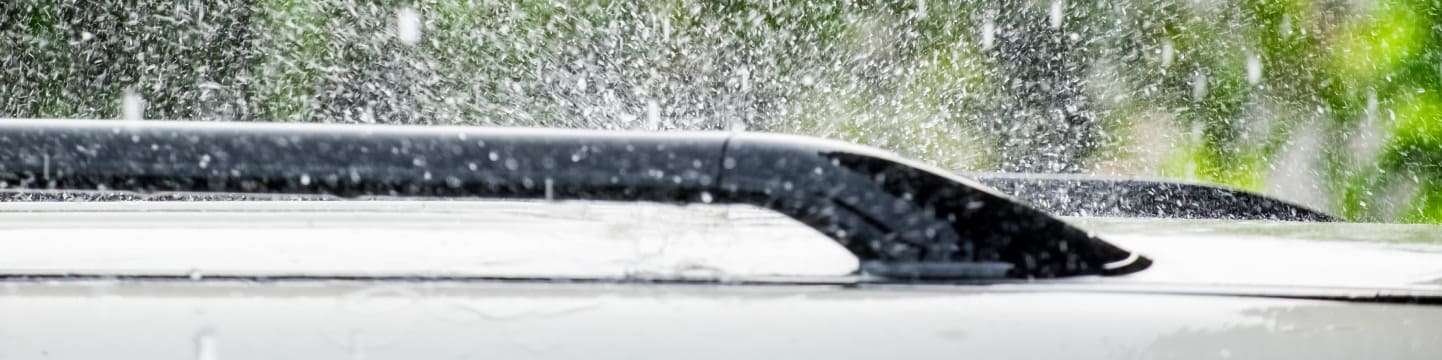 Wie schützt man ein Auto bei Hagel?