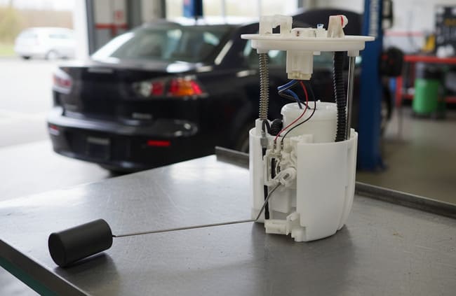 Mitsubishi Lancer: Polttoainepumpun ongelmat