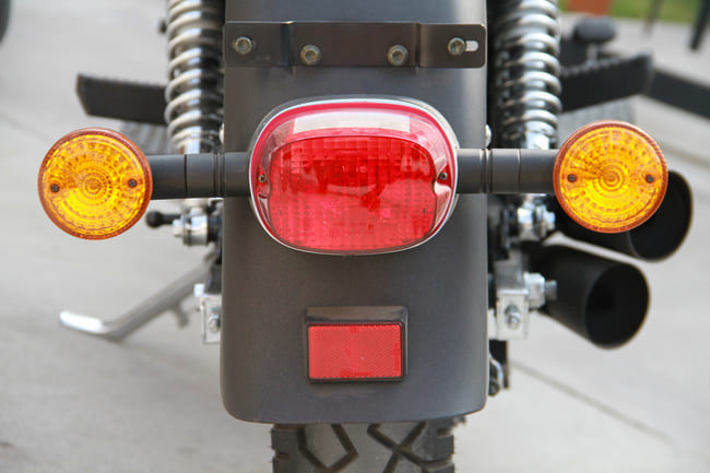 Motorrad-Beleuchtung: Vorschriften fürs Licht am Motorrad 2024