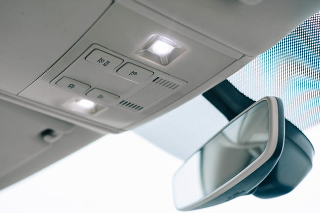 Interieur verlichting voor de auto: mag LED nou wel of niet? ➤ AUTODOC BLOG