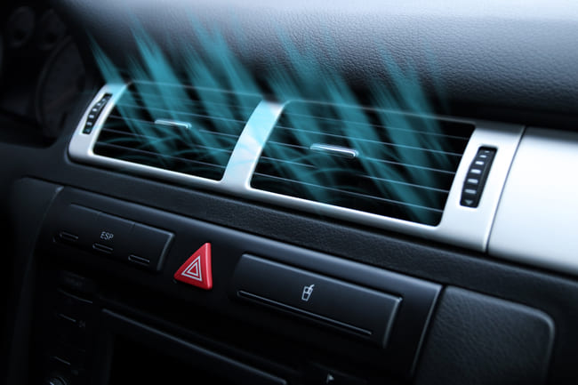 Recharger sa climatisation auto : conseils, prix et règles