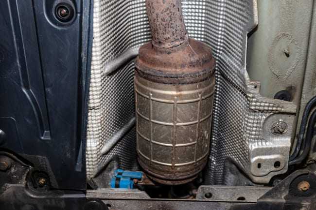 Peugeot 1007: Probleemid diisli tahkete osakeste filtriga (DPF)