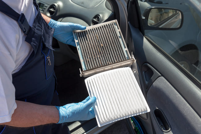Hvordan bytte pollenfilter / kupefilter der på TOYOTA AURIS